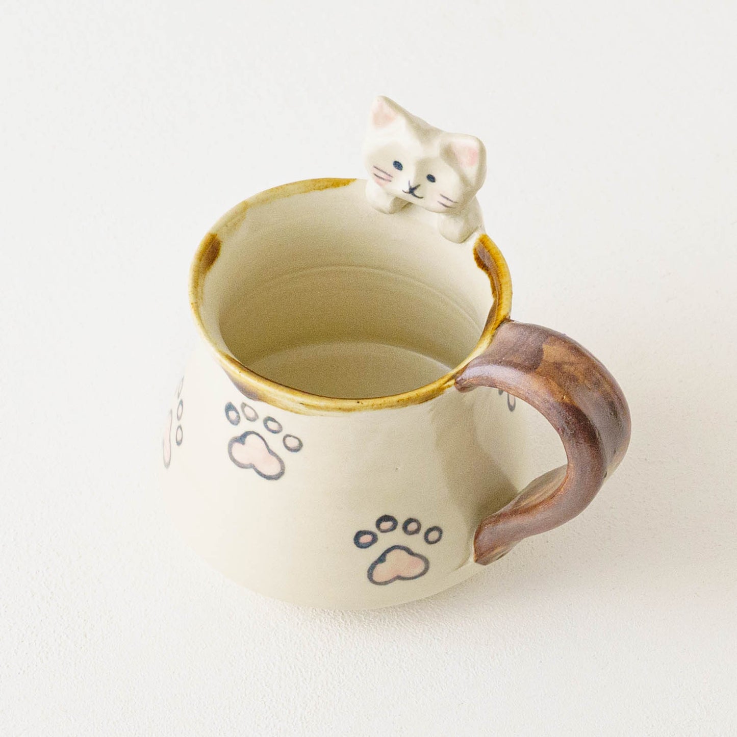 ねこ x にくきゅう　マグ｜梶田慶