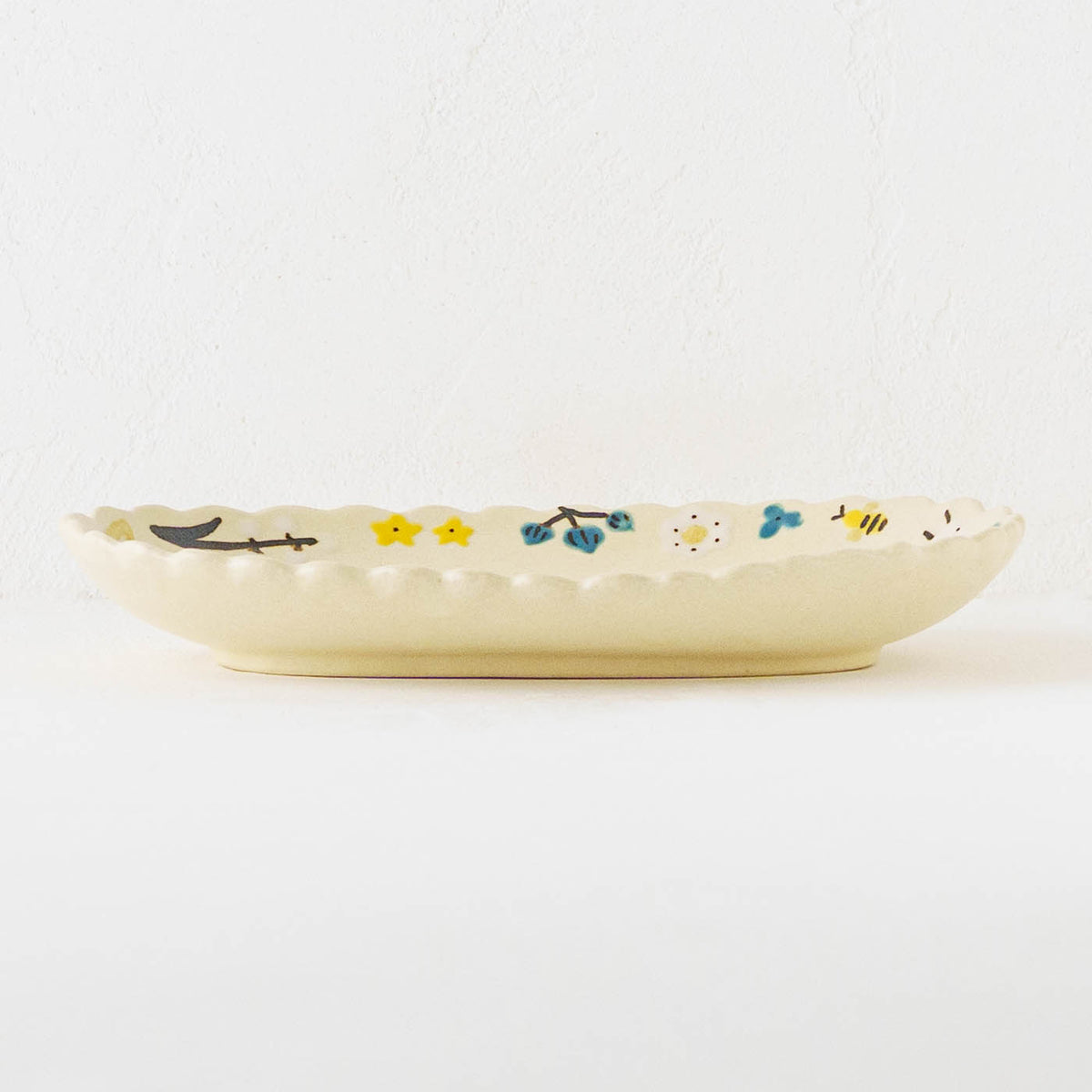 Oval Plate rabbit | Aki Ota