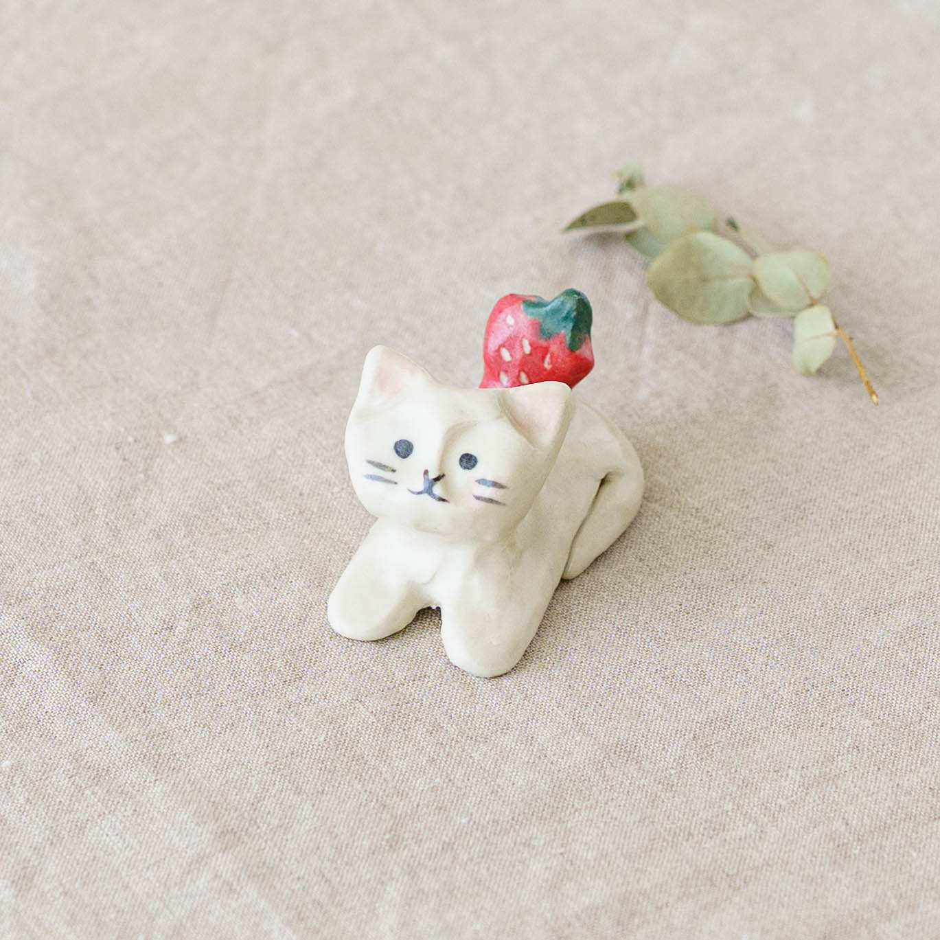 ねこ x いちご　はしおき｜梶田慶