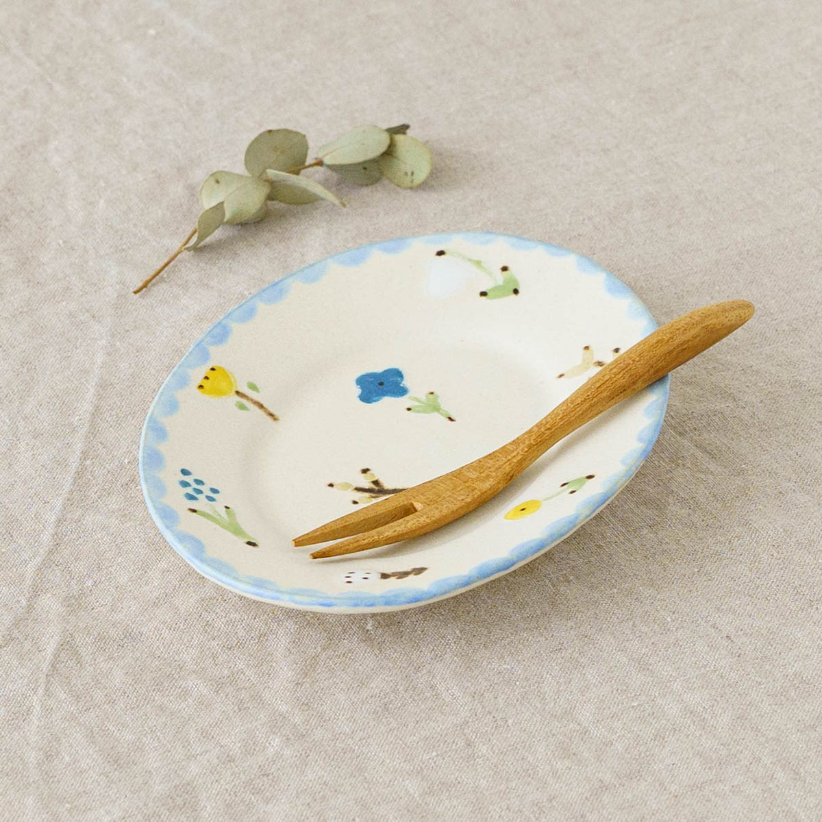 Small Plate flower | Aki Ota