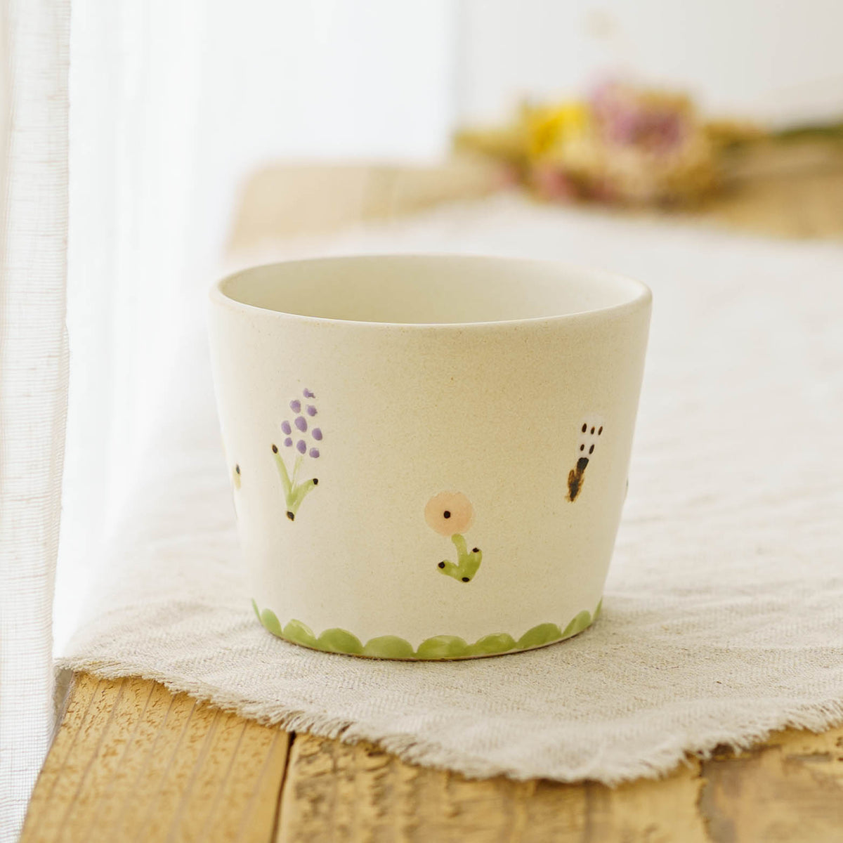 Cup flower | Aki Ota