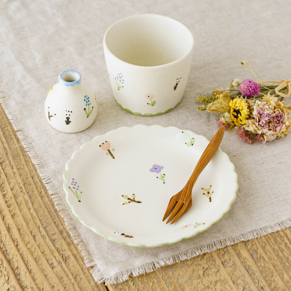 Cake Plate flower | Aki Ota