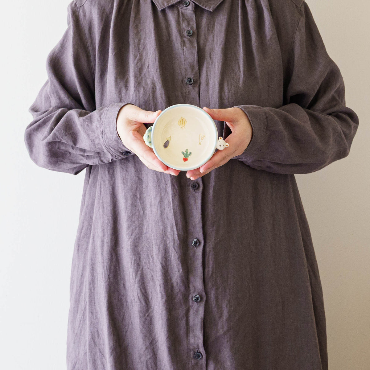 Small Bowl with Handles bear  | Aki Ota