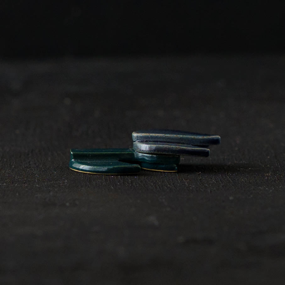 Flower chopstick rest tulip blue | Michi Tsujimoto 
