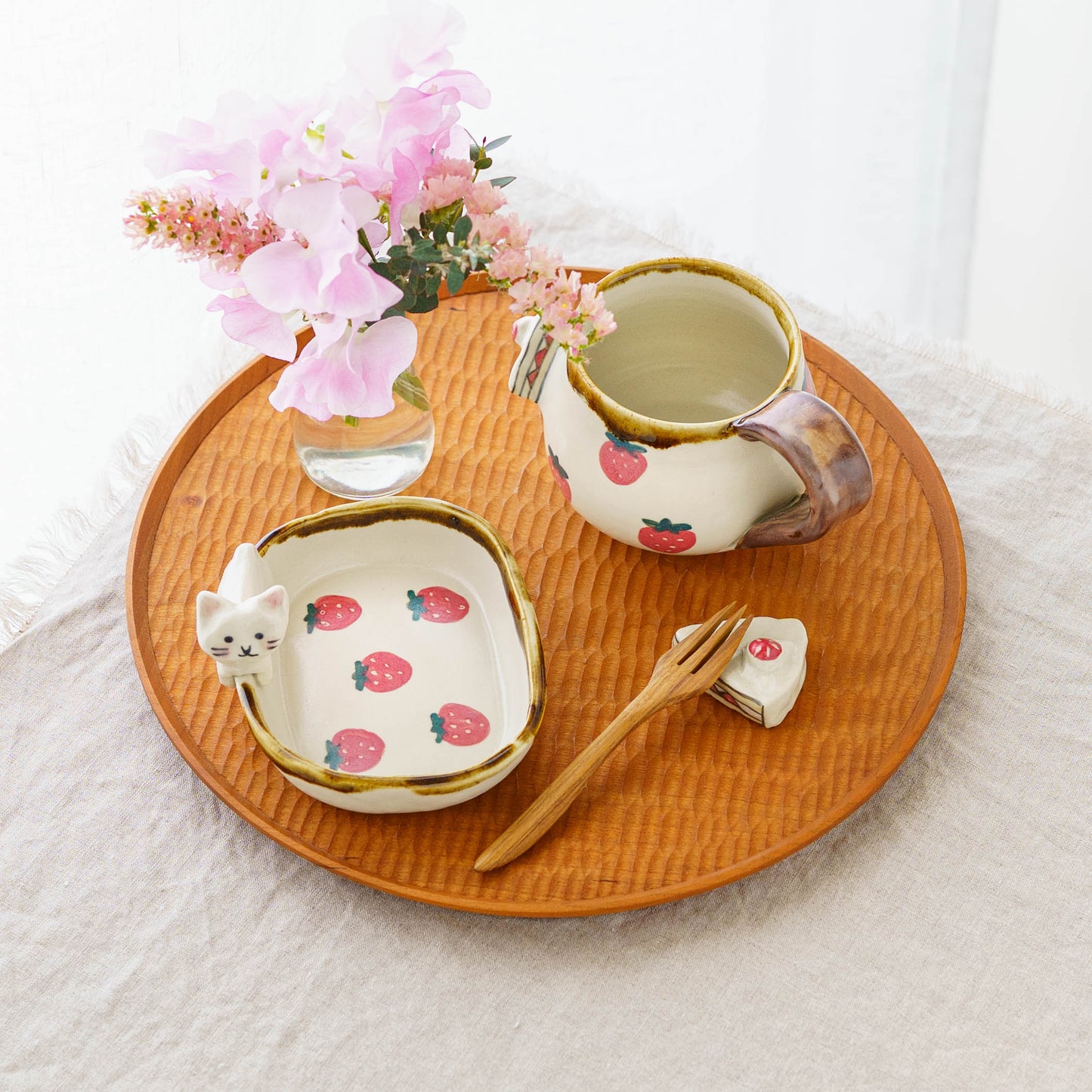 Cat x Strawberry Square Small Plate | Kajita Kei