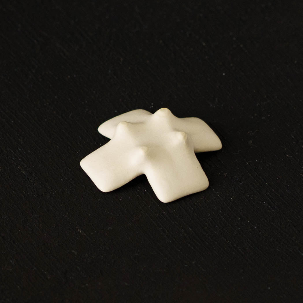 Chopstick rest cloth white | Michi Tsujimoto