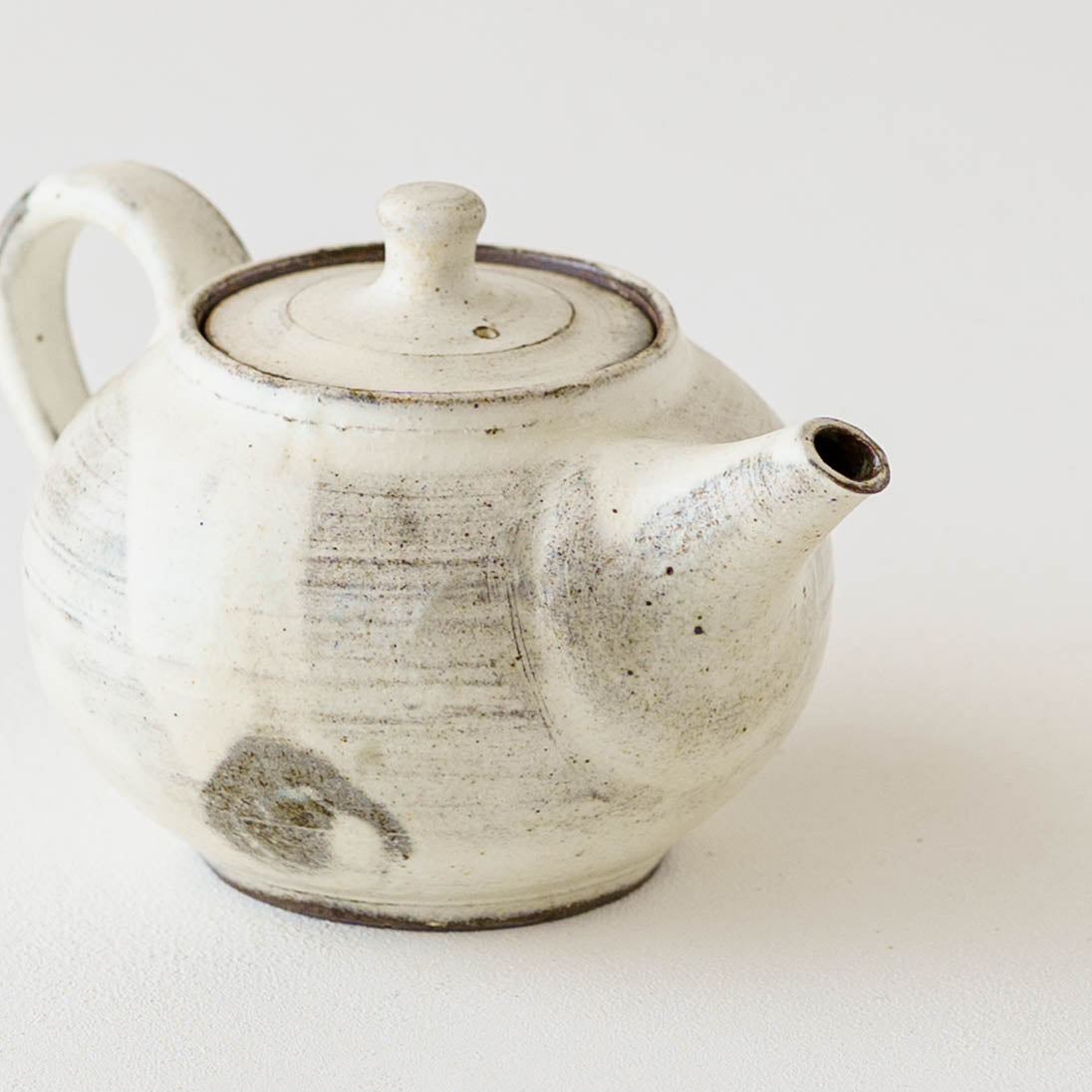 Pot | Totsu Keiichiro