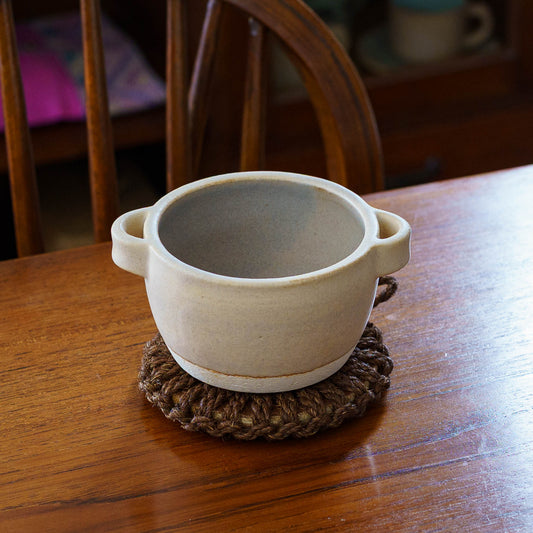 Heat-resistant bowl with handles ivory | Mami Furukawa