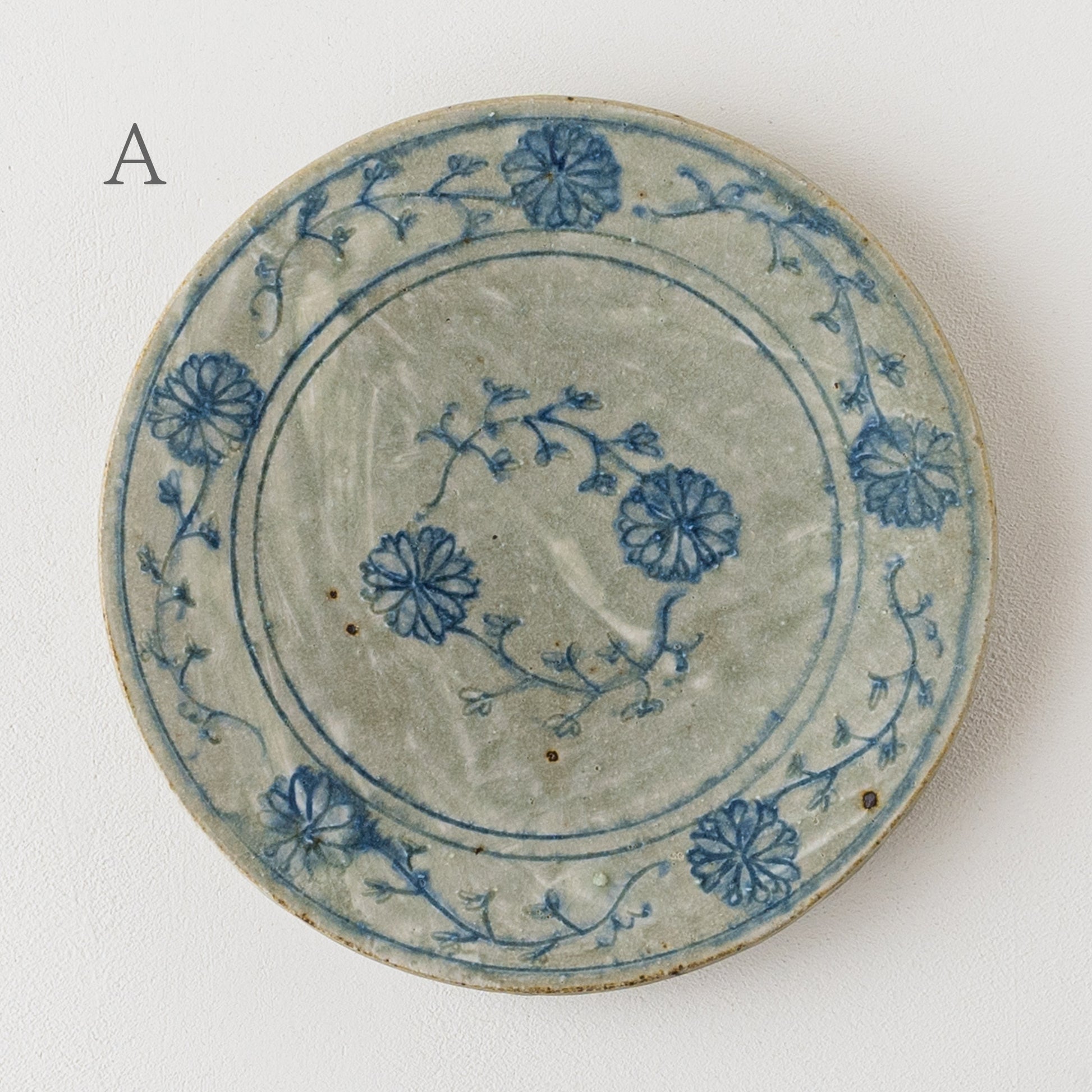 加賀美円さんの安南手7寸プレート皿