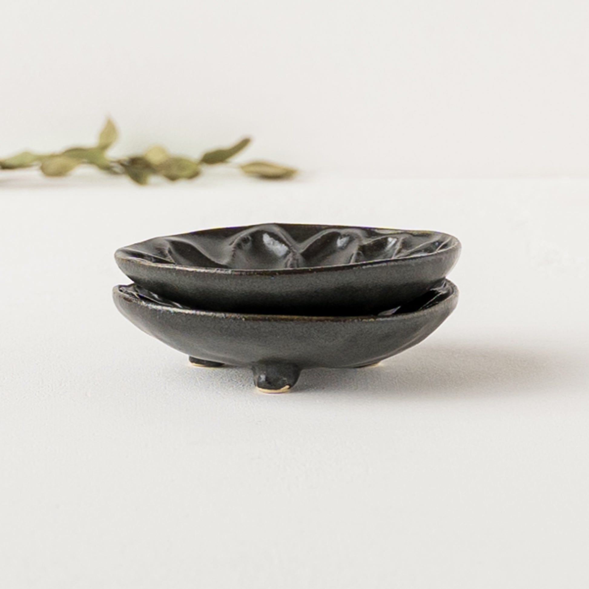 食卓が華やかになるyoshida potteryの豆皿