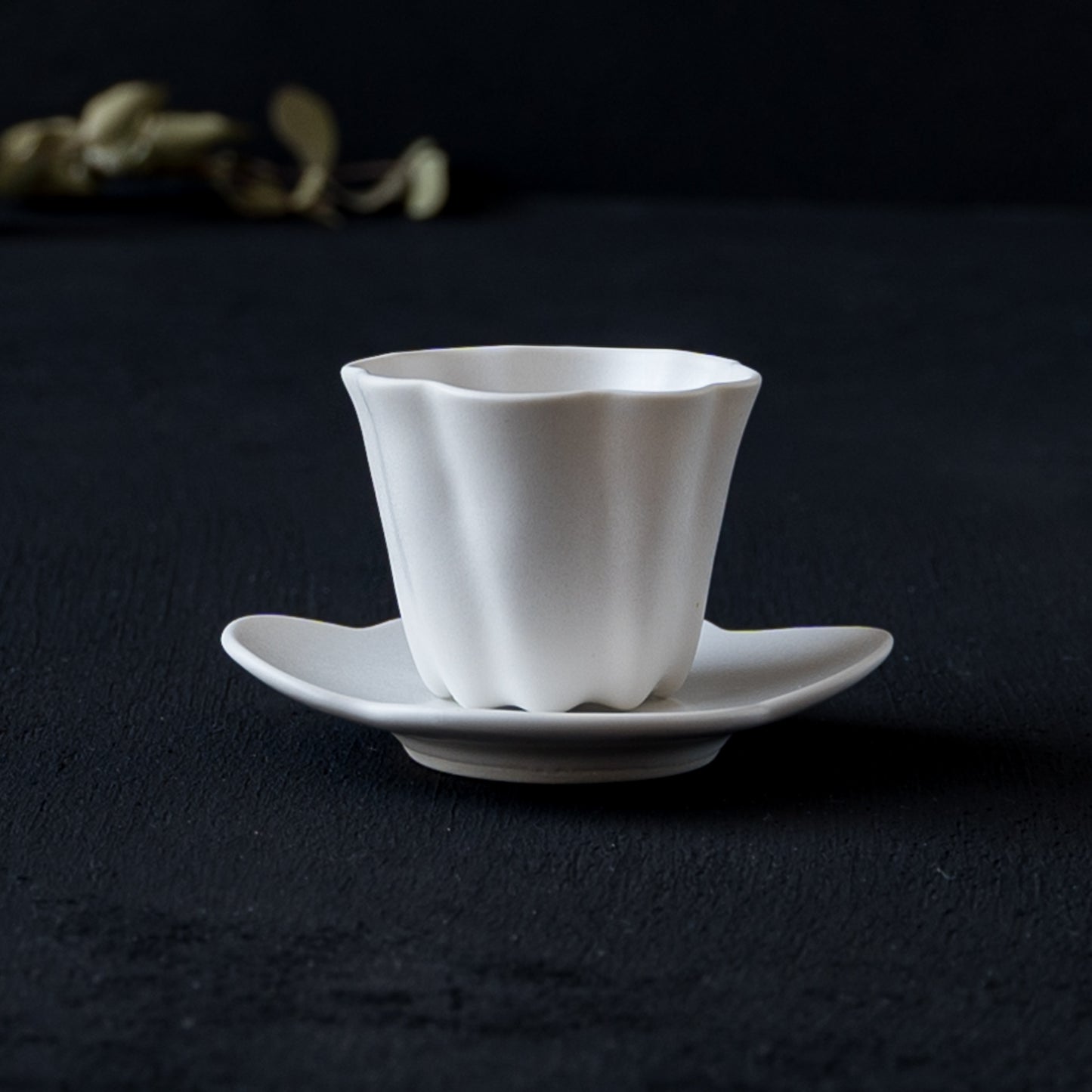 カヌレのかたちが美しい藤村佳澄さんのカヌレ茶器