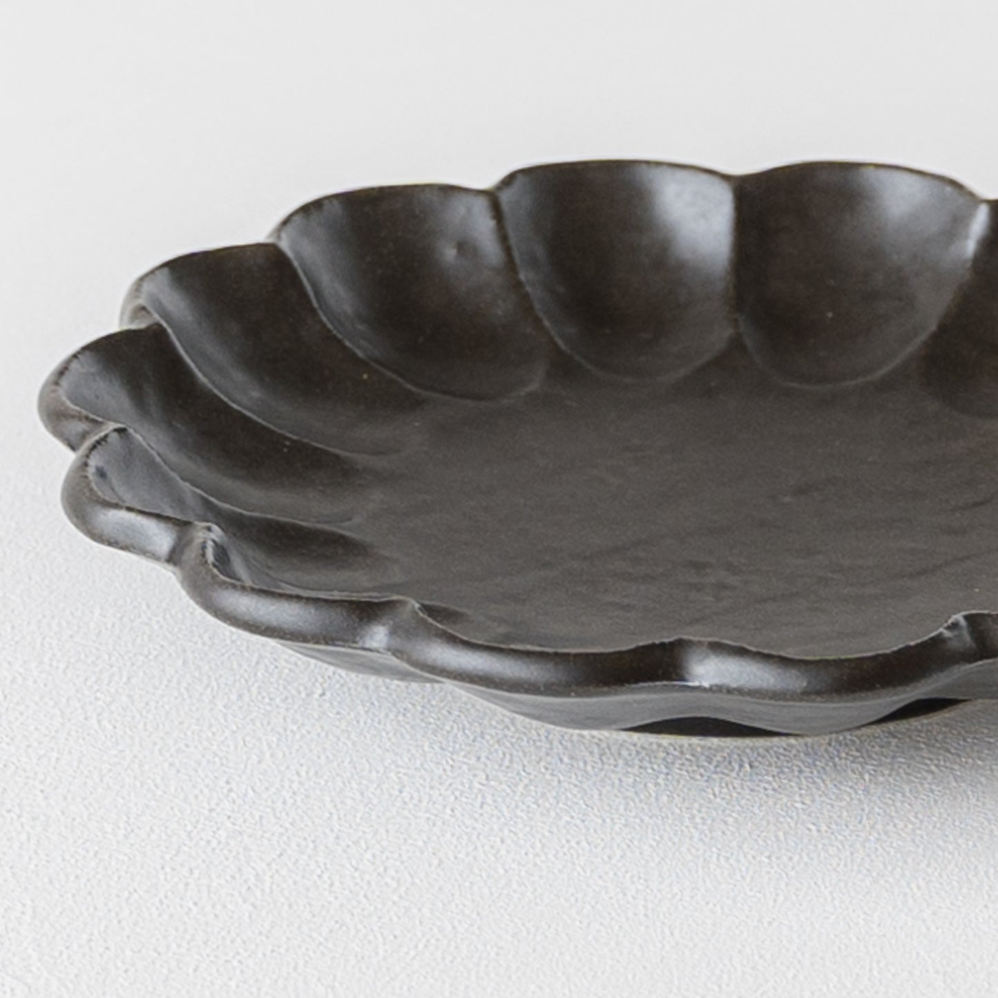 Black Rinka 21 plates｜ Kaneko Kohyo