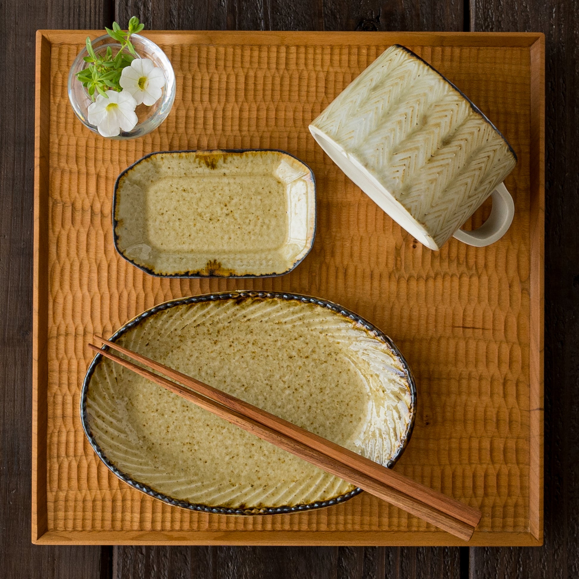 おうち時間を素敵に彩ってくれるツキゾエハルさんの皮鯨のうつわ