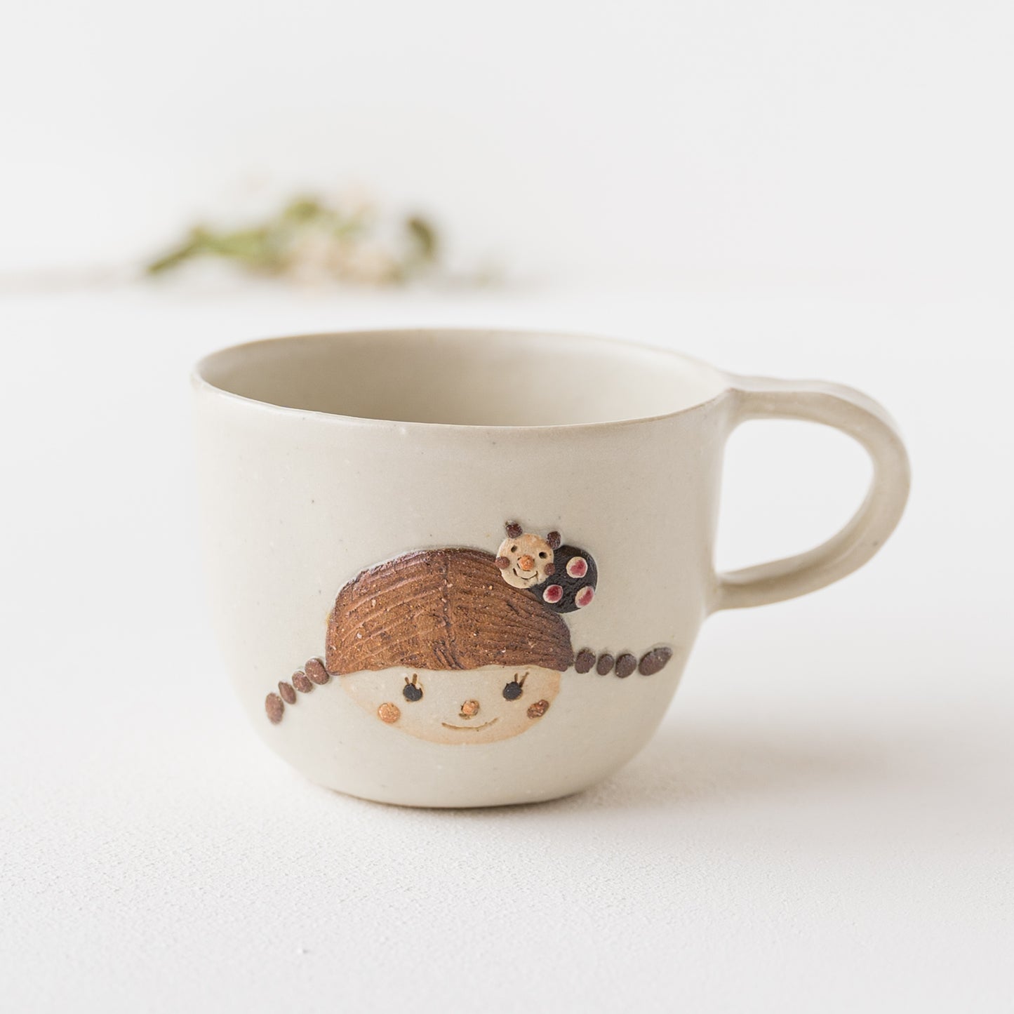 女の子のやさしいカオに癒される山田裕恵さんのマグ