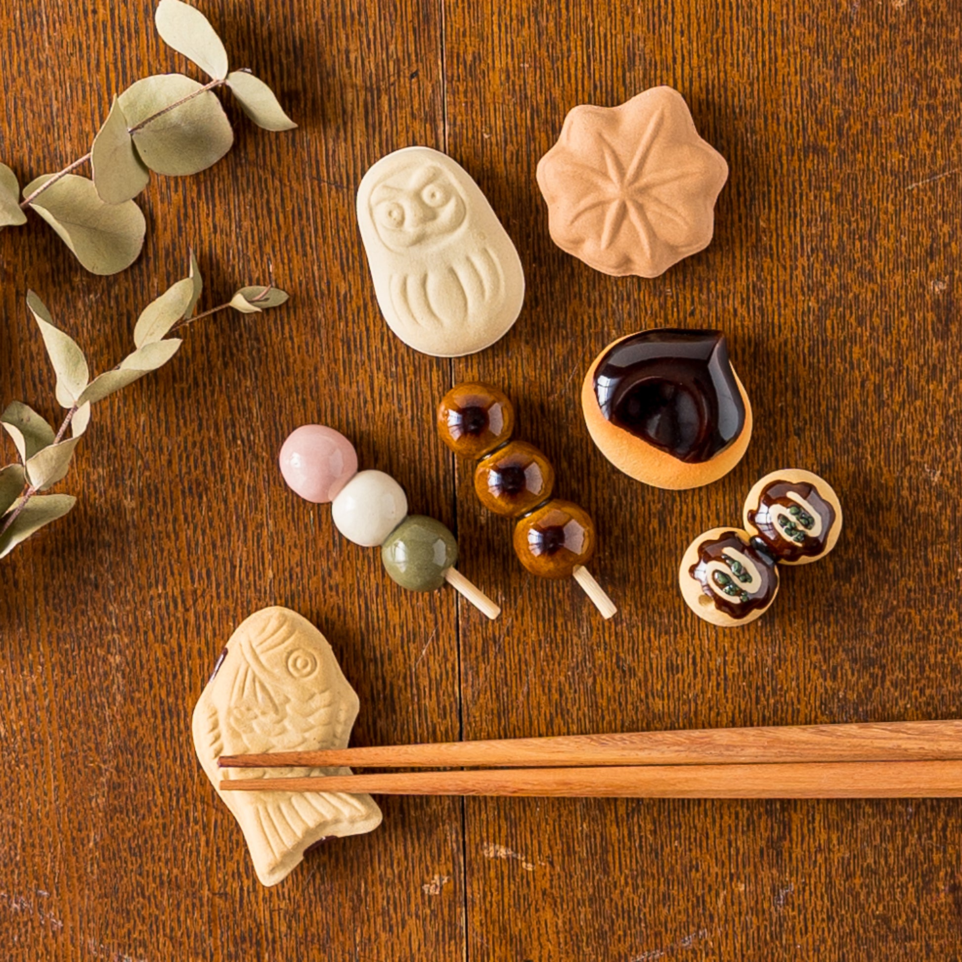 食他が笑顔と会話で包まれるイホシロ窯の和菓子シリーズの箸置き
