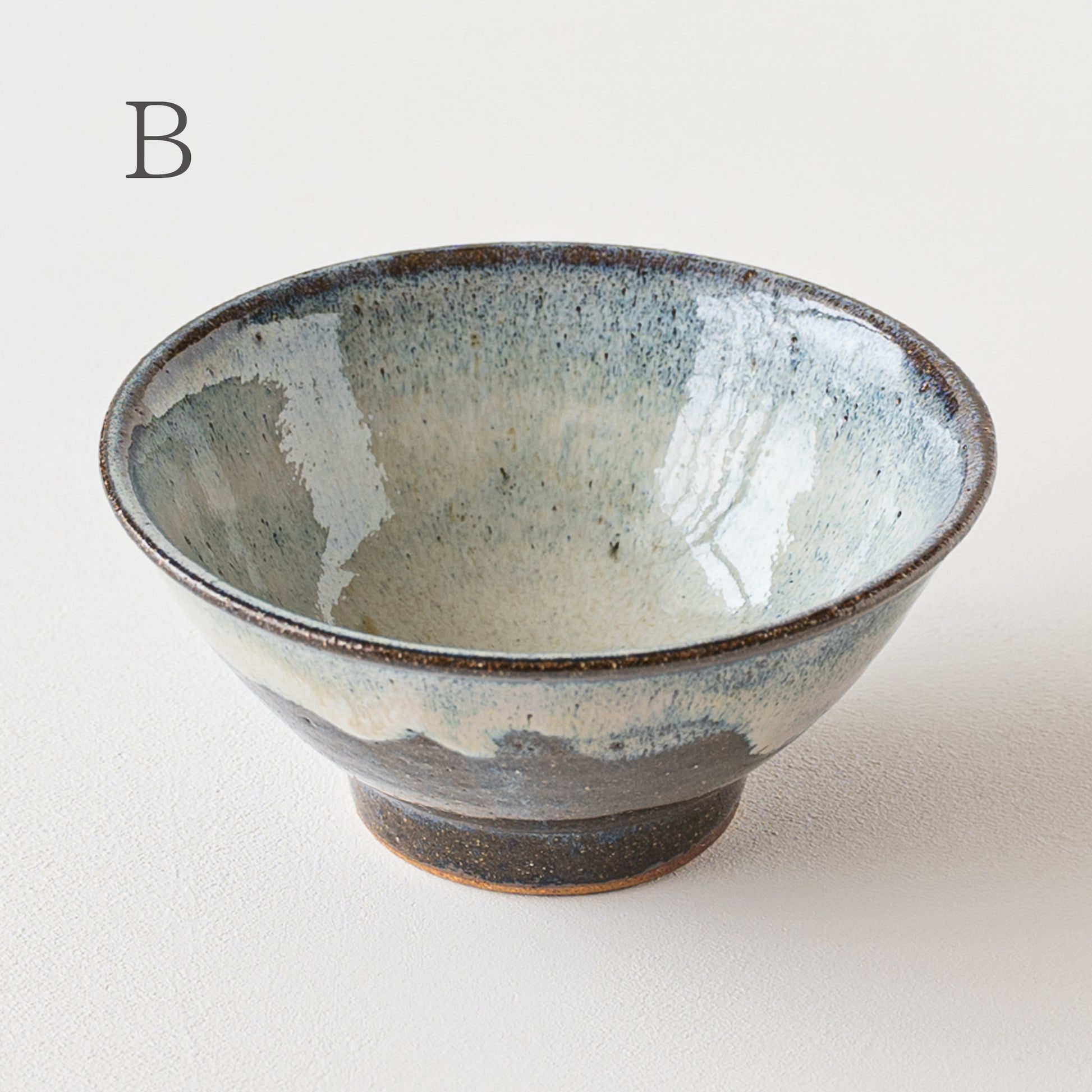 海鮮丼にピッタリな小代焼ふもと窯のどんぶり