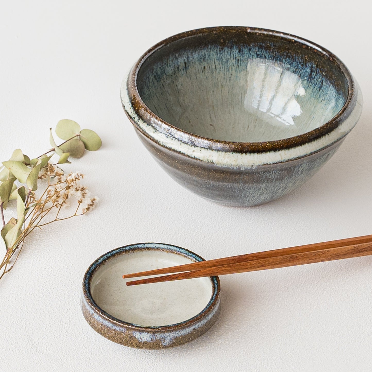 食卓を素敵に演出してくれる小代焼ふもと窯の器