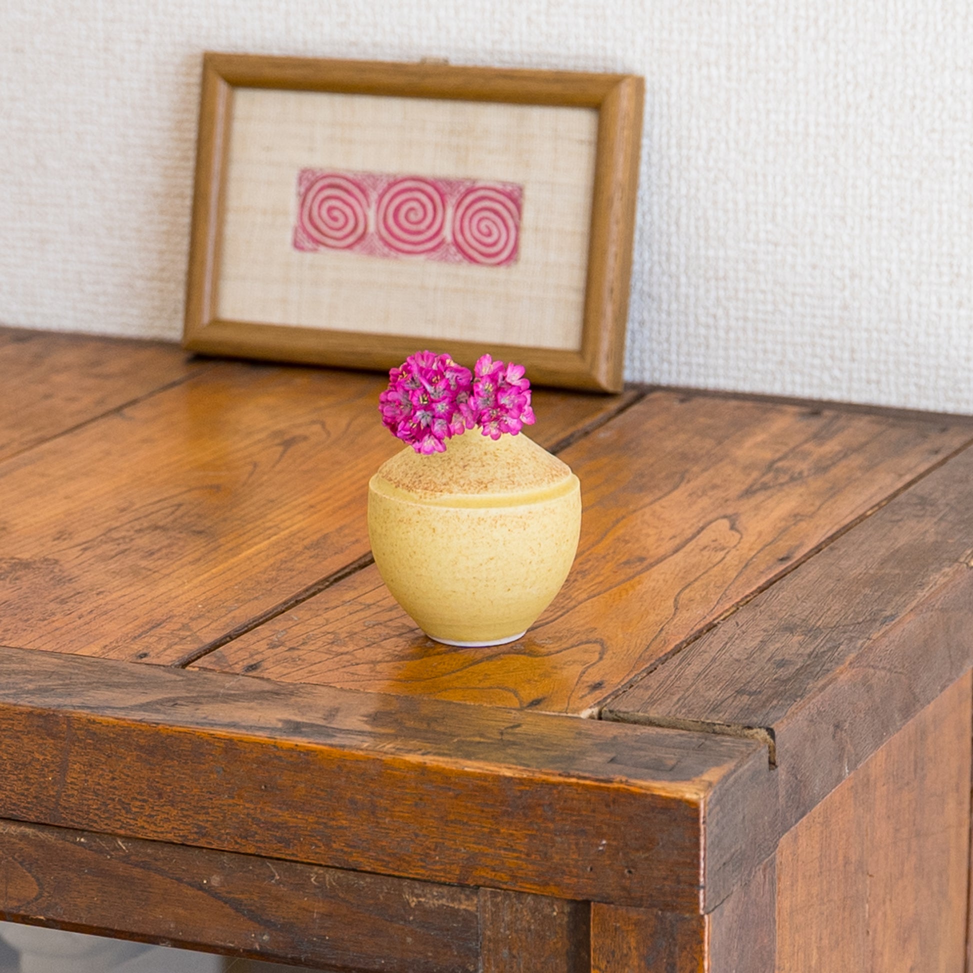 日々の暮らしに潤いを与えてくれる田中志保さんの花器