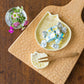 特別感のあるおやつ時間にしてくれる庄司千晶さんのねこのお皿と箸置き