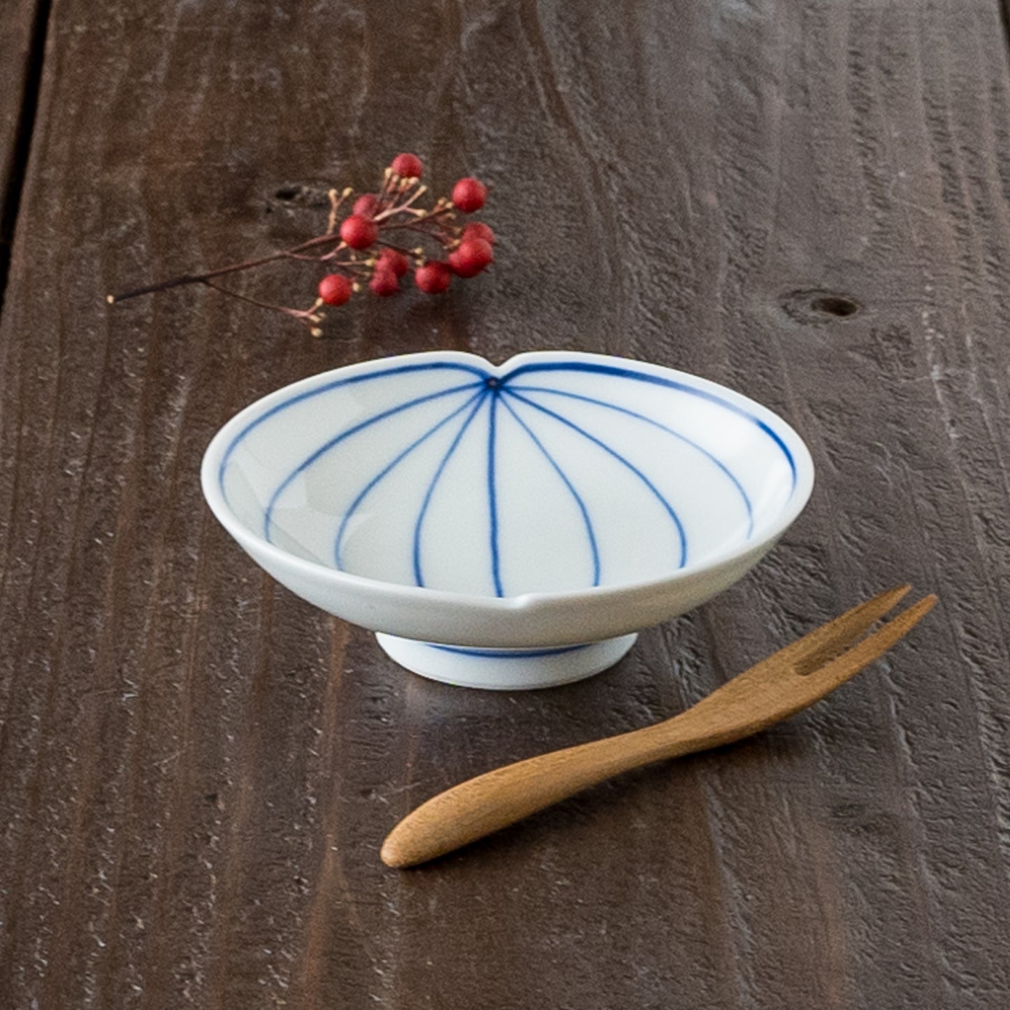 眞窯さんのyoumyaku高台皿3.5